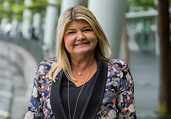Sandy Carter<br>Chief Operating Officer, Unstoppable Domains & Board Member, Altair